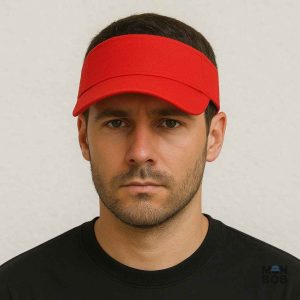 Visière rouge, accessoire essentiel pour les journées ensoleillées