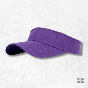 Casquette violette avec visière élégante et tendance