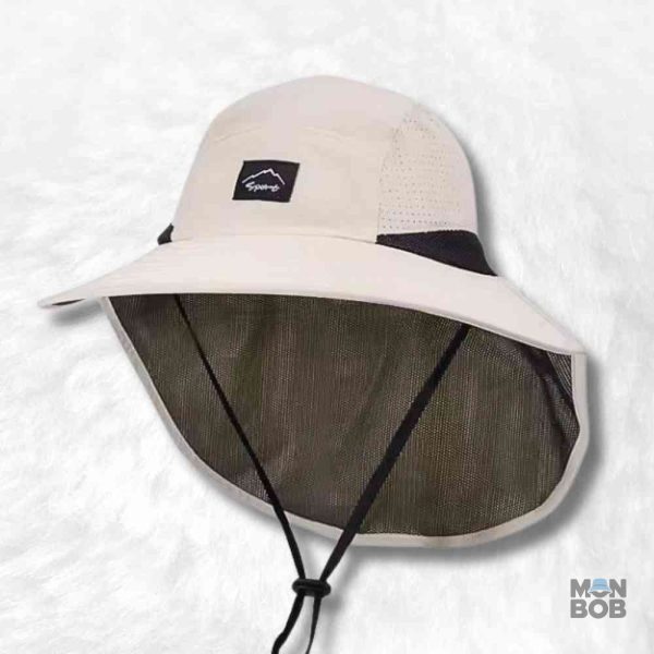 Chapeau Bob beige avec protection nuque pour un style décontracté