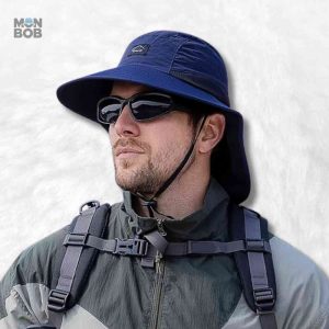 Bob bleu avec protection nuque, idéal pour activités extérieures