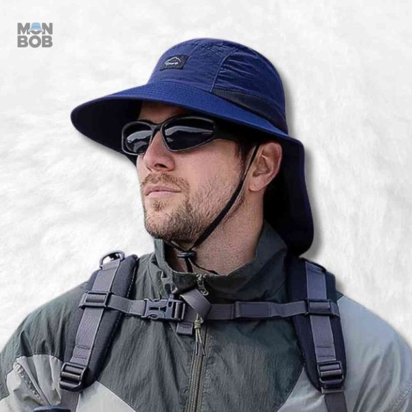 Bob bleu avec protection nuque, idéal pour activités extérieures