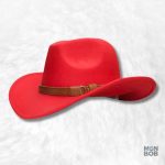 Chapeau cowboy femme rouge élégant et tendance