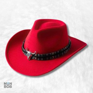 Chapeau cowboy en feutre rouge élégant et stylé