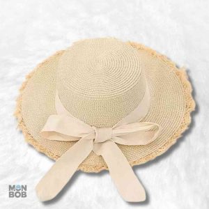 Chapeau de paille bohème blanc et crème pour femme