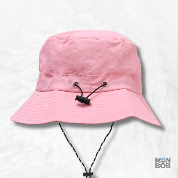 Bob imperméable avec une coupe confortable et ajustable