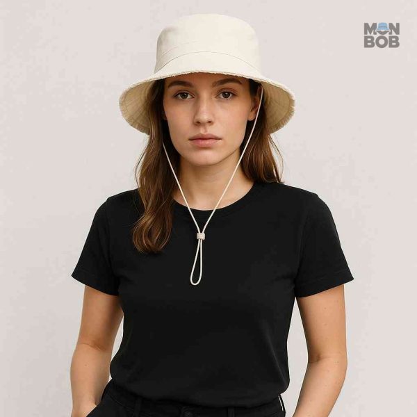 Accessoire mode été pour femme, chapeau crème