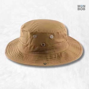 Chapeau Militaire Camel en style moderne