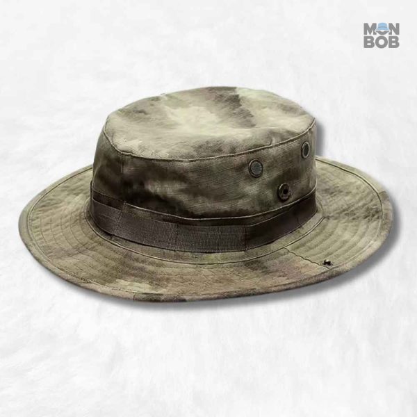 Chapeau camouflage militaire adapté aux activités en montagne