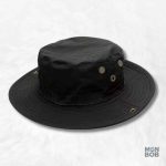 Chapeau militaire noir pour un look audacieux et tendance