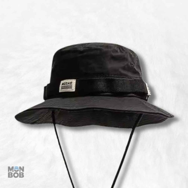 Chapeau safari noir élégant pour aventures en plein air