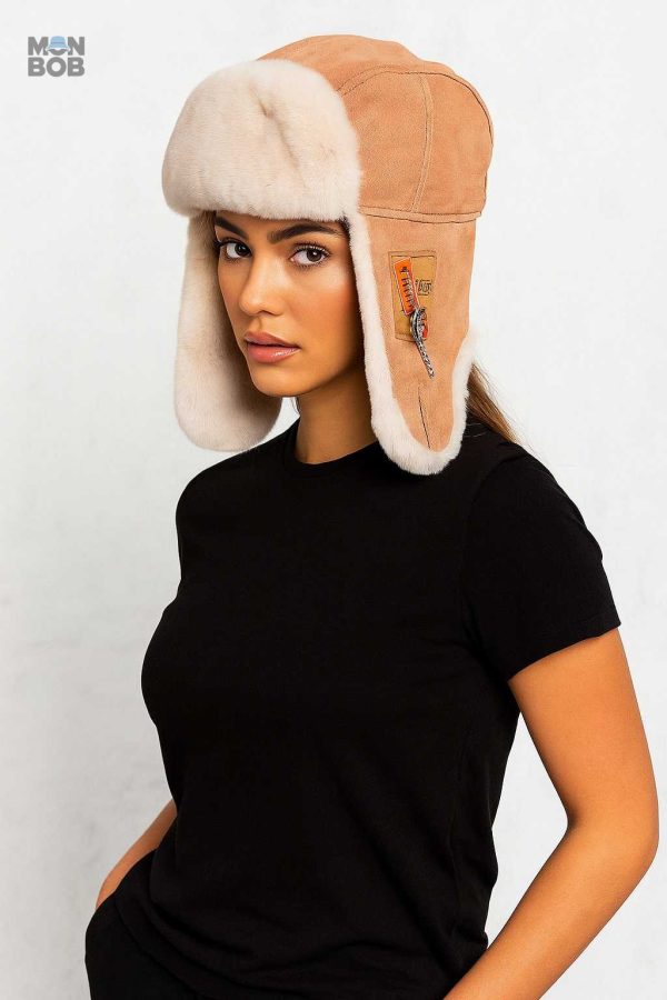 Accessoire de mode : chapka en coloris camel