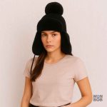 Accessoire tendance femme, chapka en fourrure noire