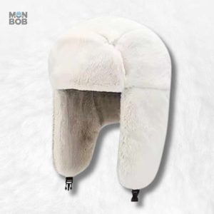 Chapka femme grand froid blanche en tissu doux et chaud
