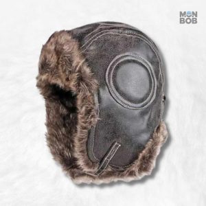 Chapka homme aviator en café