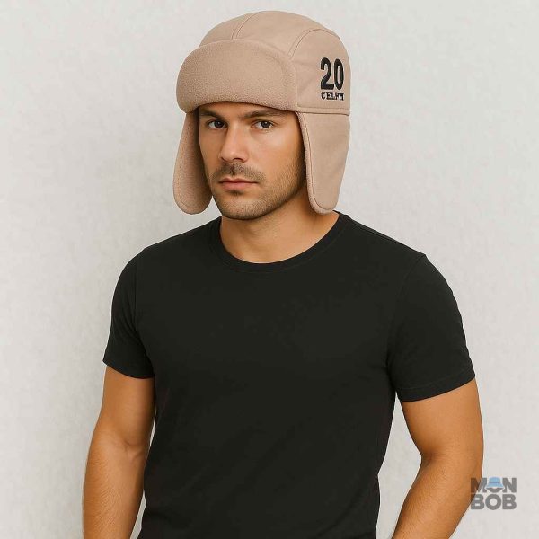 Accessoire chaud chapka beige pour l'hiver